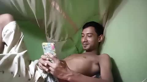 interne8famous online show from September 9, 3:22 pm