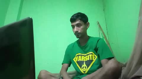 interne8famous online show from September 14, 3:11 pm