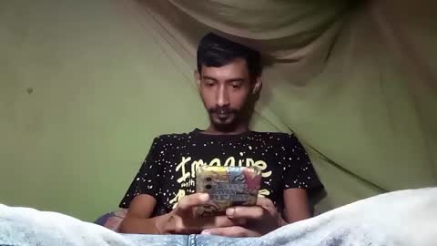 interne8famous online show from October 6, 2:36 pm