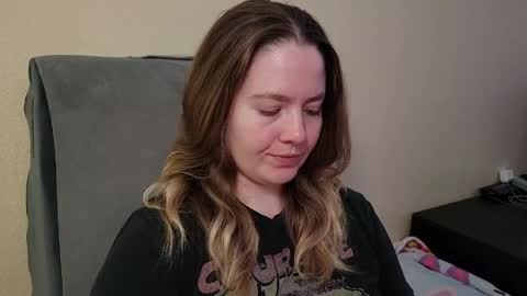 Snapshot of internetfairy_xo chatting on May 21, 5:03 am Faye online show from May 21, 5:03 am