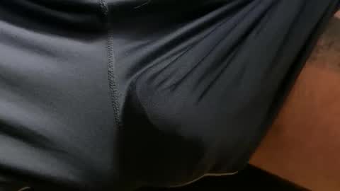 Snapshot of intressiert chatting on October 25, 8:25 pm intressiert online show from October 25, 8:25 pm