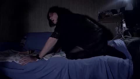 Snapshot of ionnatrav chatting on December 21, 4:03 pm ionnatrav online show from December 21, 4:03 pm