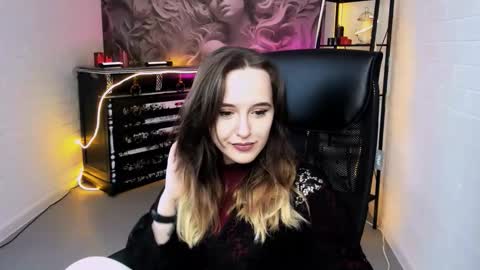 Snapshot of irenebailey chatting on November 8, 9:09 am IreneBailey online show from November 8, 9:09 am