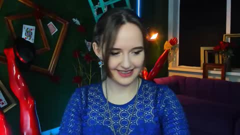 Snapshot of irenebailey chatting on December 15, 1:15 pm IreneBailey online show from December 15, 1:15 pm