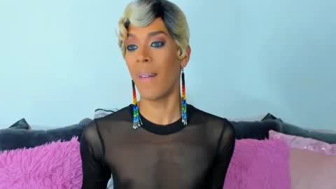 Snapshot of irenephill chatting on September 25, 1:42 am Irene Aguirre online show from September 25, 1:42 am