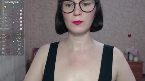 Snapshot of irenlarasani chatting on September 14, 9:08 am IrenLarasani online show from September 14, 9:08 am