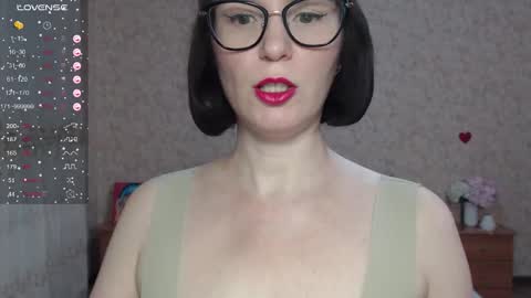 Snapshot of irenlarasani chatting on September 23, 6:05 am IrenLarasani online show from September 23, 6:05 am
