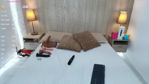 Iris online show from February 24, 7:45 pm