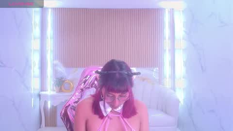 Iris  online show from November 6, 11:15 pm