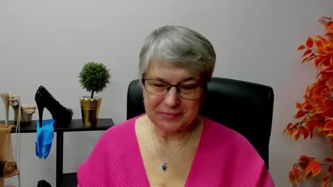 Snapshot of iris_xdesire chatting on January 24, 7:30 am I R I S online show from January 24, 7:30 am