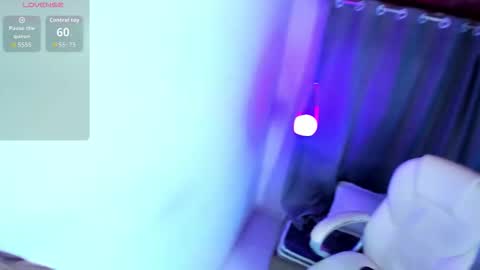 Snapshot of irisbeel chatting on February 15, 3:14 am irisbeel online show from February 15, 3:14 am