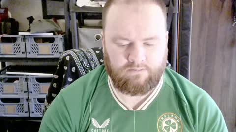 twitter theirishman205 online show from December 15, 1:54 pm