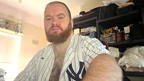 twitter theirishman205 online show from November 23, 10:59 am