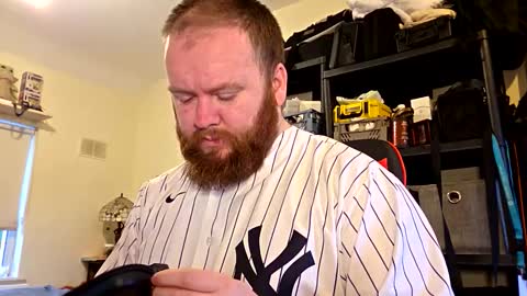 twitter theirishman205 online show from December 18, 12:44 pm