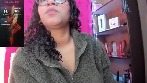 Snapshot of iriss_25 chatting on January 14, 11:53 am iris online show from January 14, 11:53 am