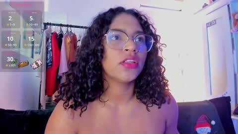 Snapshot of iriss_25 chatting on November 16, 12:00 pm iris online show from November 16, 12:00 pm