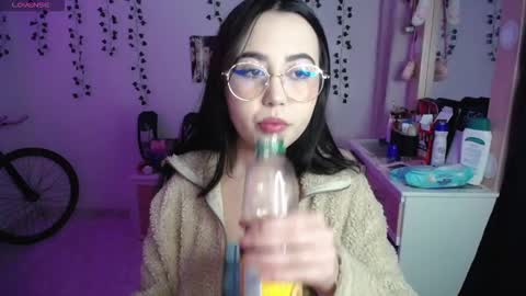 Snapshot of iriss_sky chatting on November 28, 5:10 am Iris online show from November 28, 5:10 am