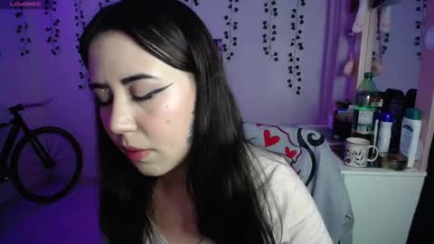 Snapshot of iriss_sky chatting on December 18, 6:08 am Iris online show from December 18, 6:08 am