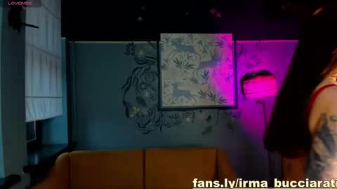 Snapshot of irma_bucciarati chatting on November 4, 8:24 am irma_bucciarati online show from November 4, 8:24 am