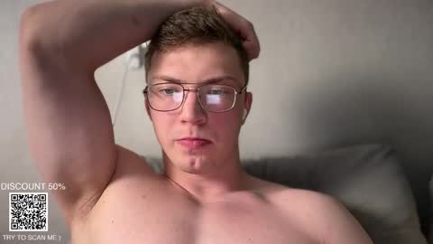 Iron online show from November 4, 9:58 pm