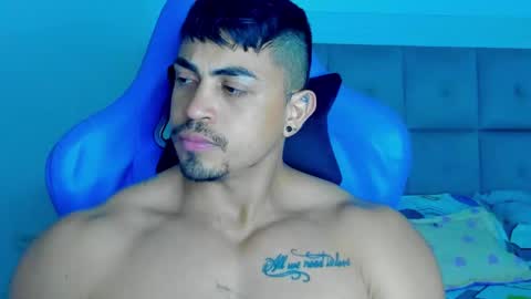 Snapshot of iron_coleman chatting on January 27, 10:27 pm Iron online show from January 27, 10:27 pm