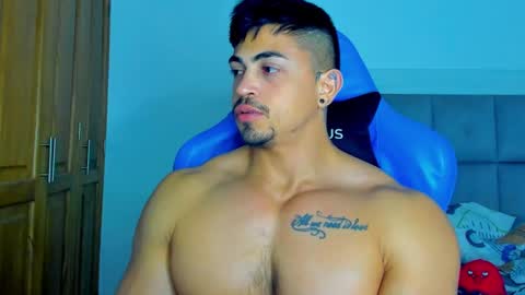 Snapshot of iron_coleman chatting on January 30, 3:55 am Iron online show from January 30, 3:55 am