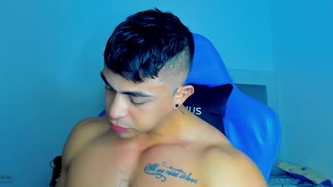 Snapshot of iron_coleman chatting on February 2, 12:09 am Iron online show from February 2, 12:09 am