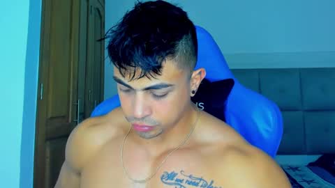 Snapshot of iron_coleman chatting on February 7, 2:50 am Iron online show from February 7, 2:50 am