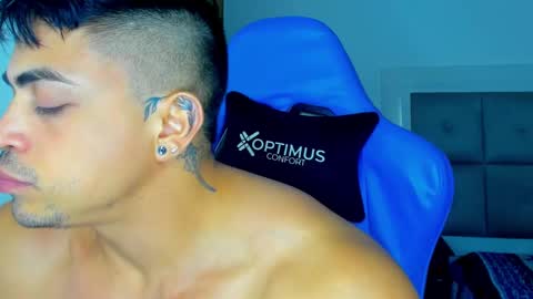 Snapshot of iron_coleman chatting on February 8, 7:37 am Iron online show from February 8, 7:37 am