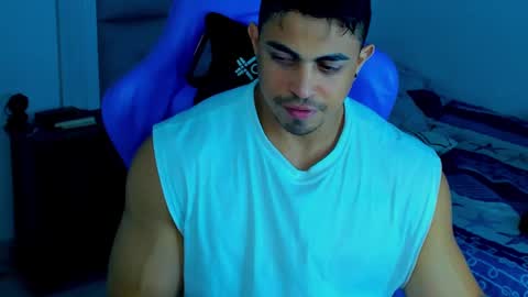 Snapshot of iron_coleman chatting on February 12, 2:56 am Iron online show from February 12, 2:56 am