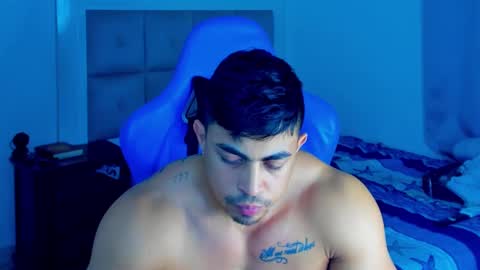 Snapshot of iron_coleman chatting on February 14, 9:56 am Iron online show from February 14, 9:56 am