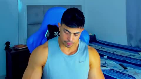 Snapshot of iron_coleman chatting on February 15, 4:03 am Iron online show from February 15, 4:03 am