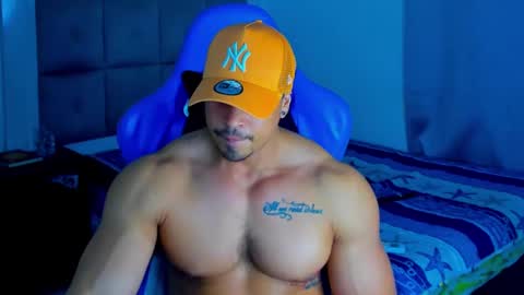 Snapshot of iron_coleman chatting on February 17, 6:09 am Iron online show from February 17, 6:09 am