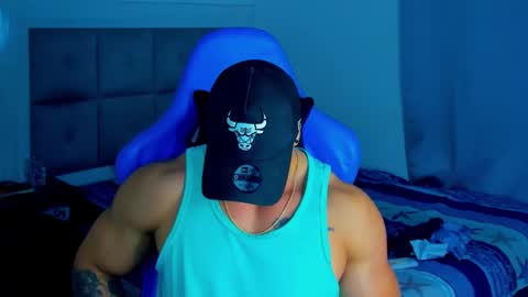 Snapshot of iron_coleman chatting on February 18, 4:58 am Iron online show from February 18, 4:58 am