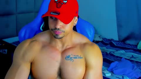 Snapshot of iron_coleman chatting on February 19, 7:28 am Iron online show from February 19, 7:28 am