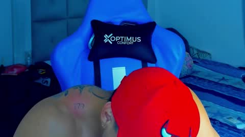 Snapshot of iron_coleman chatting on February 21, 5:13 am Iron online show from February 21, 5:13 am