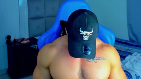 Snapshot of iron_coleman chatting on February 23, 4:50 am Iron online show from February 23, 4:50 am