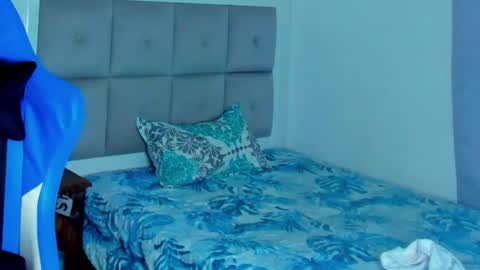 Snapshot of iron_coleman chatting on March 9, 12:31 am Iron online show from March 9, 12:31 am