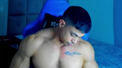 Snapshot of iron_coleman chatting on March 9, 6:39 am Iron online show from March 9, 6:39 am