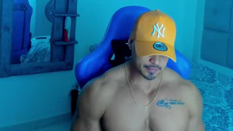 Snapshot of iron_coleman chatting on September 13, 12:21 am Iron online show from September 13, 12:21 am