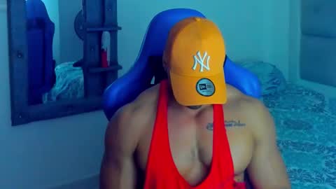 Snapshot of iron_coleman chatting on September 14, 6:18 pm Iron online show from September 14, 6:18 pm