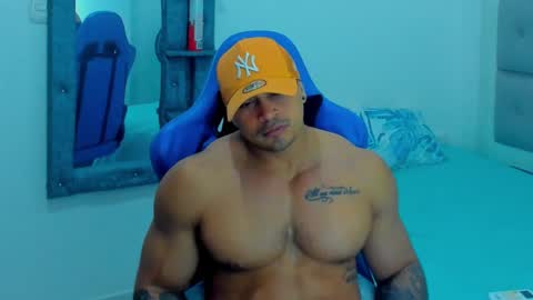 Snapshot of iron_coleman chatting on October 3, 2:25 pm Iron online show from October 3, 2:25 pm