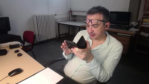 Snapshot of ironchrome chatting on March 10, 9:21 am IronChrome online show from March 10, 9:21 am