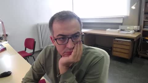 Snapshot of ironchrome chatting on October 20, 9:32 am IronChrome online show from October 20, 9:32 am