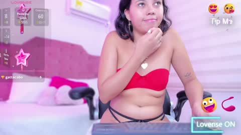 Snapshot of isa__cute chatting on February 8, 10:18 am ISA online show from February 8, 10:18 am