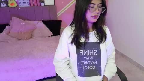 isabela online show from March 3, 10:04 pm