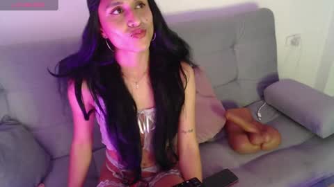 Snapshot of isa_hall chatting on February 20, 2:40 am Isabella Hall online show from February 20, 2:40 am