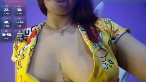 isa_jones1 online show from February 25, 4:35 am