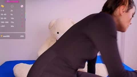 Snapshot of isa_laurentt chatting on February 5, 8:57 pm Isabella Laurentt online show from February 5, 8:57 pm