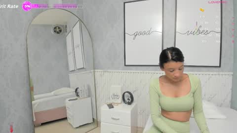    online show from March 24, 10:20 am